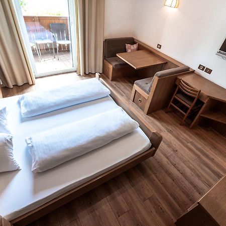 Hotel Zum Loewen - Al Leone Meltina Extérieur photo