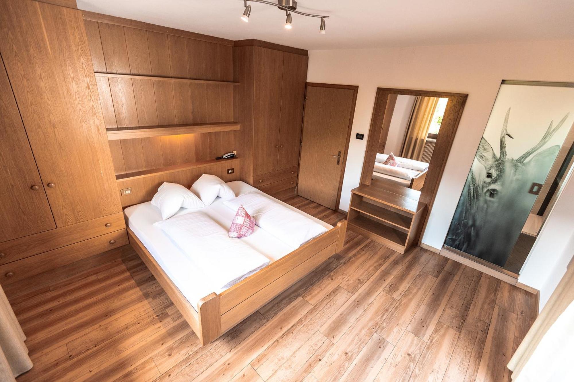 Hotel Zum Loewen - Al Leone Meltina Extérieur photo