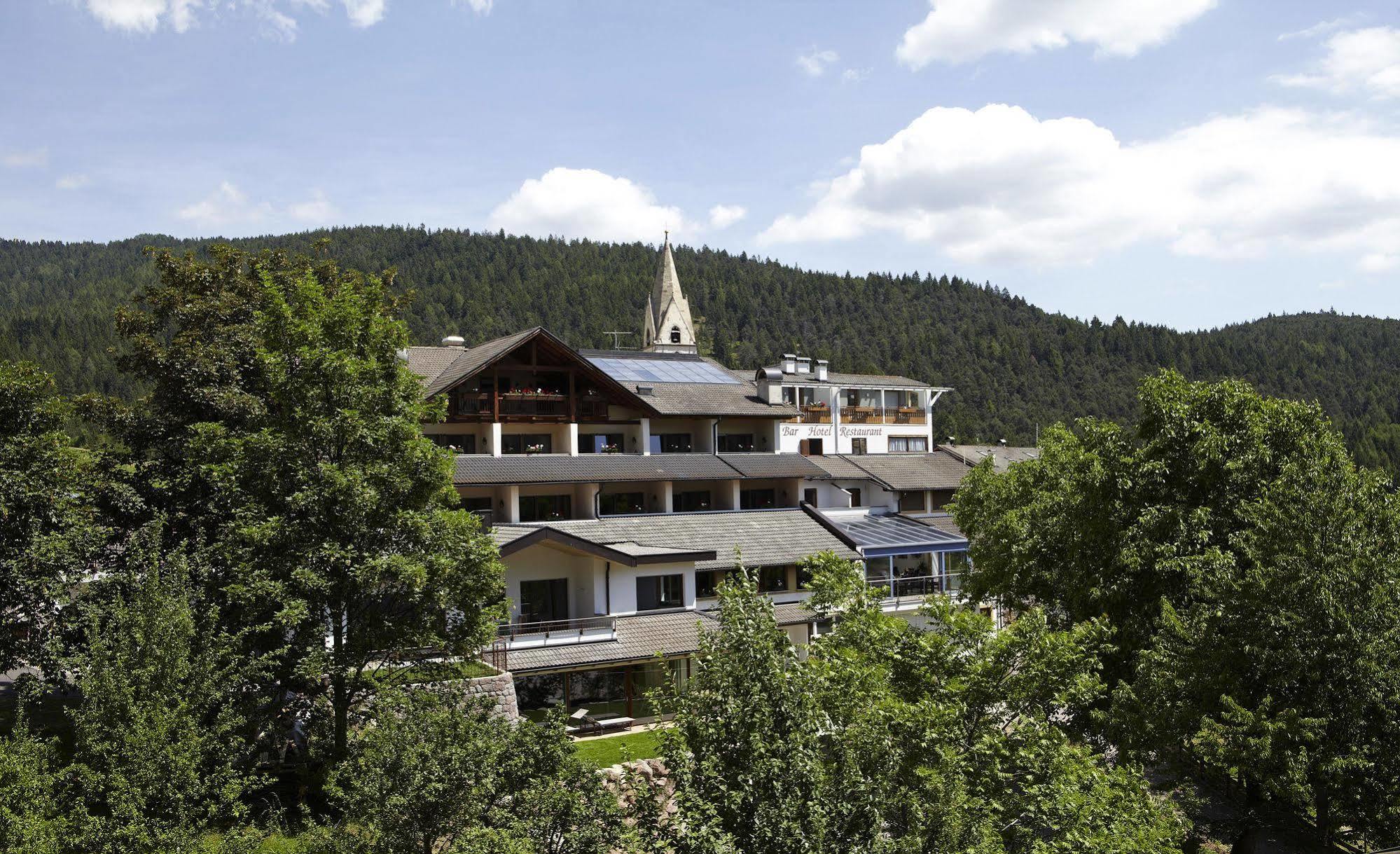 Hotel Zum Loewen - Al Leone Meltina Extérieur photo